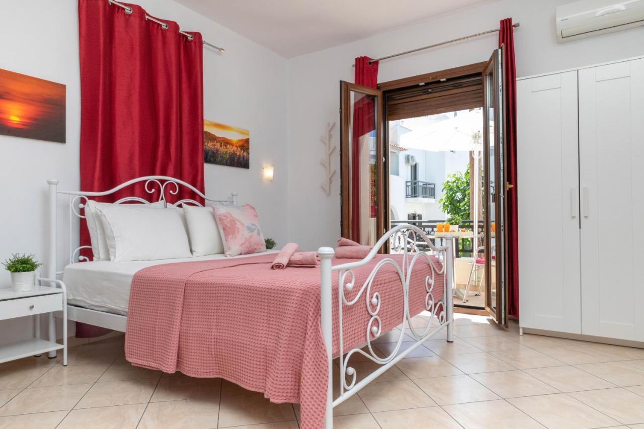 Naxos Diamond Studios Apartments Naxos City Екстериор снимка