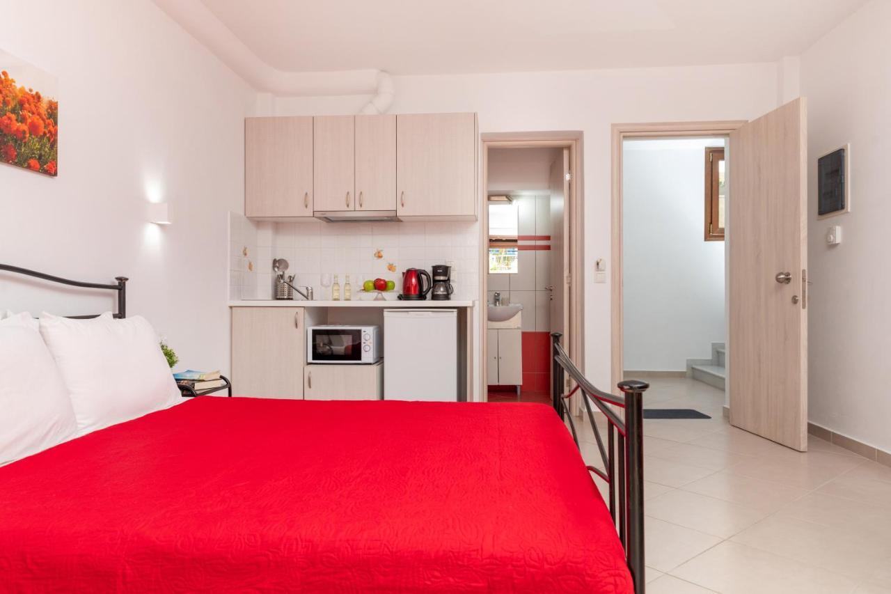 Naxos Diamond Studios Apartments Naxos City Екстериор снимка