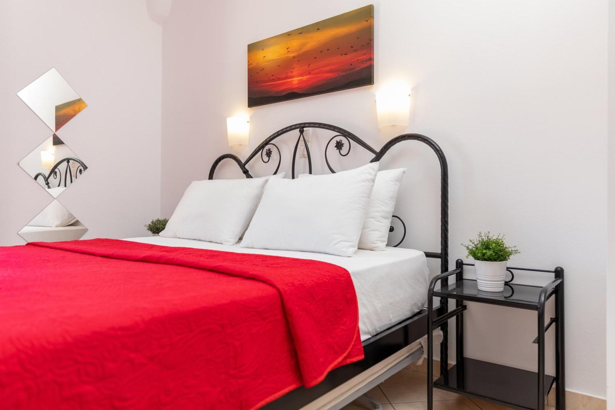 Naxos Diamond Studios Apartments Naxos City Стая снимка